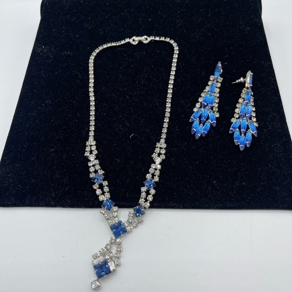 Statement Blue Clear Crystal Rhinestones Collar Necklace and Earring Set - Picture 6 of 6